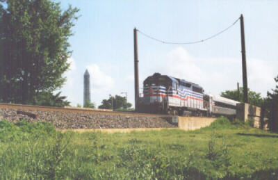 [VRE 310 north of Long Bridge]