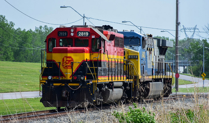 WP GP40 3511 as KCS 2819 BB LF