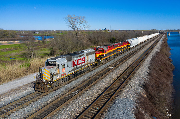 WP GP40 3515 as KCS 2823 GRY RF