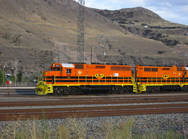 WP GP40 3525 as UTAH 3002 OB LS
