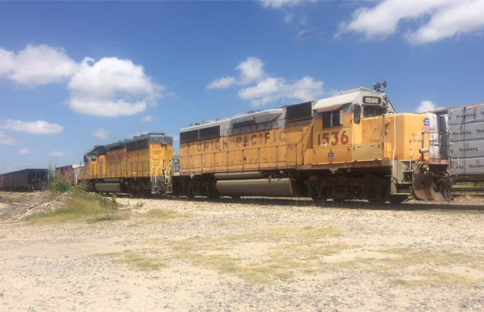 WP GP40-2 3546 as UP 1536 YG RF