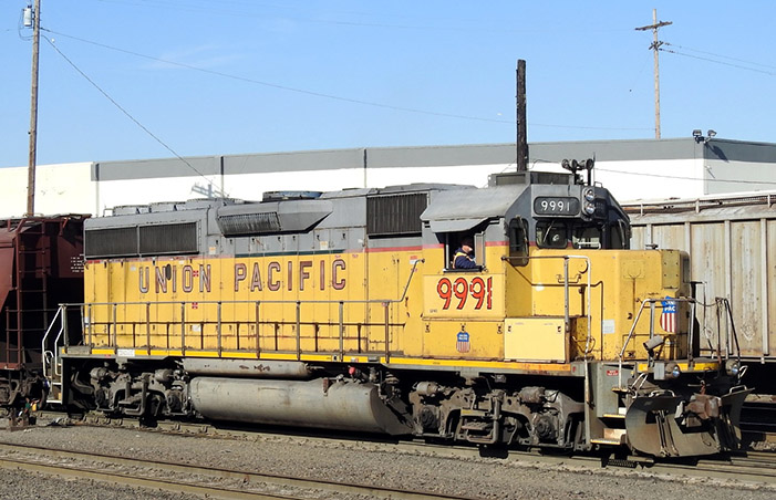 WP GP40-2 3557 as UP 9991 YG RF