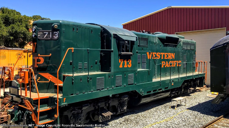 WP GP7 713 GRN LF