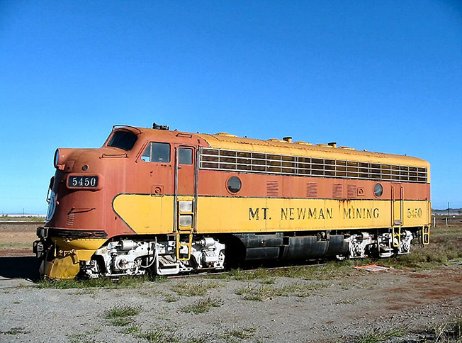 WP F7A 917A as MNM 5450 RY LS