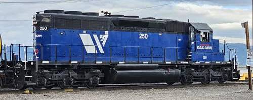 EMD SD40-2