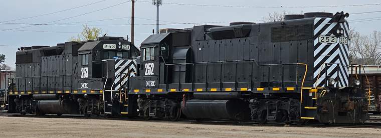 EMD SD38-2