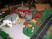 054.jpg (81983 bytes)