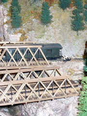 chic13.jpg (115383 bytes)