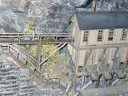 chic37.jpg (151788 bytes)