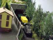 009.jpg (128558 bytes)