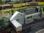 030.jpg (85371 bytes)