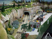 035.jpg (95052 bytes)