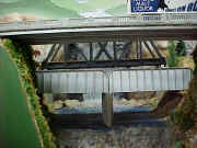 041.jpg (80248 bytes)