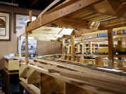 roy-1.jpg (92446 bytes)