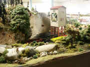 125.jpg (85859 bytes)