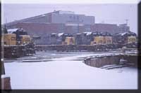 on a cold winter day in 1999, Cumberland is packed, EMD, and GE power waiting for service!