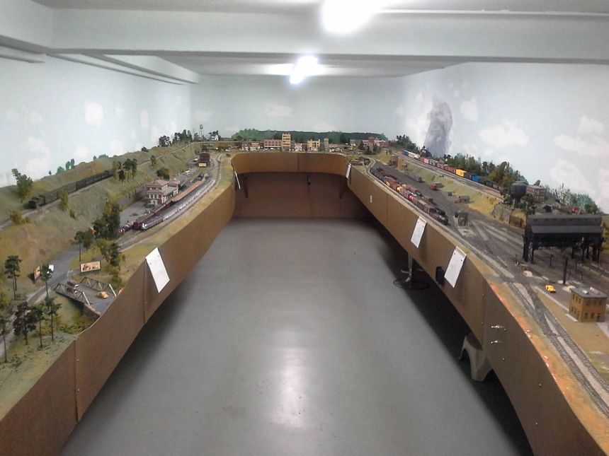 Click to display next picture