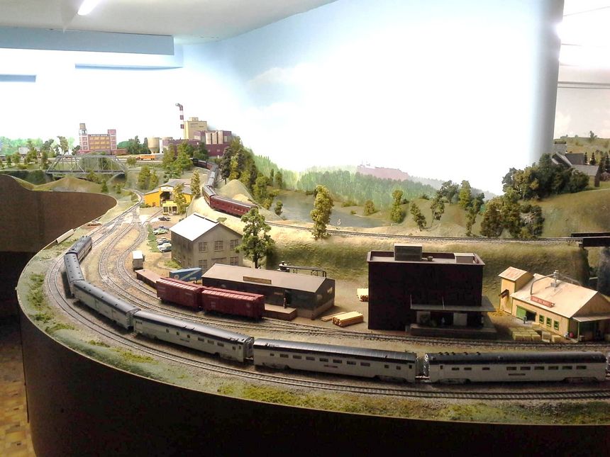 Click to display next picture