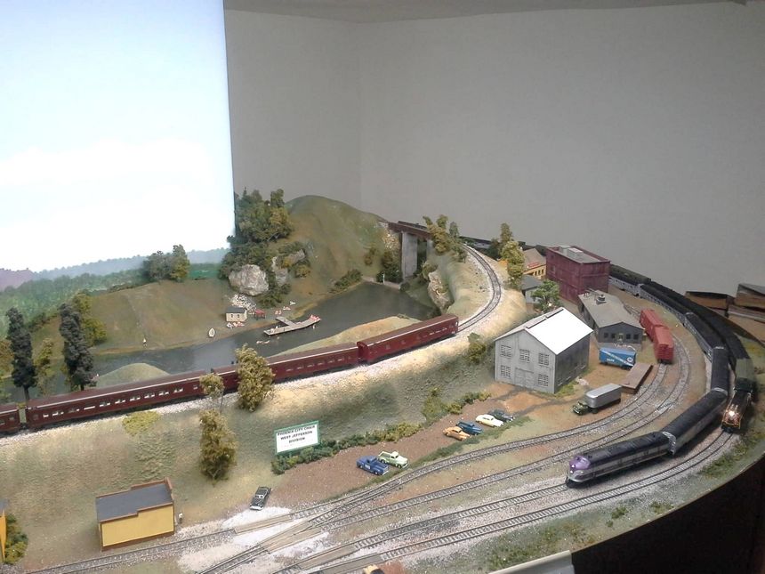 Click to display next picture