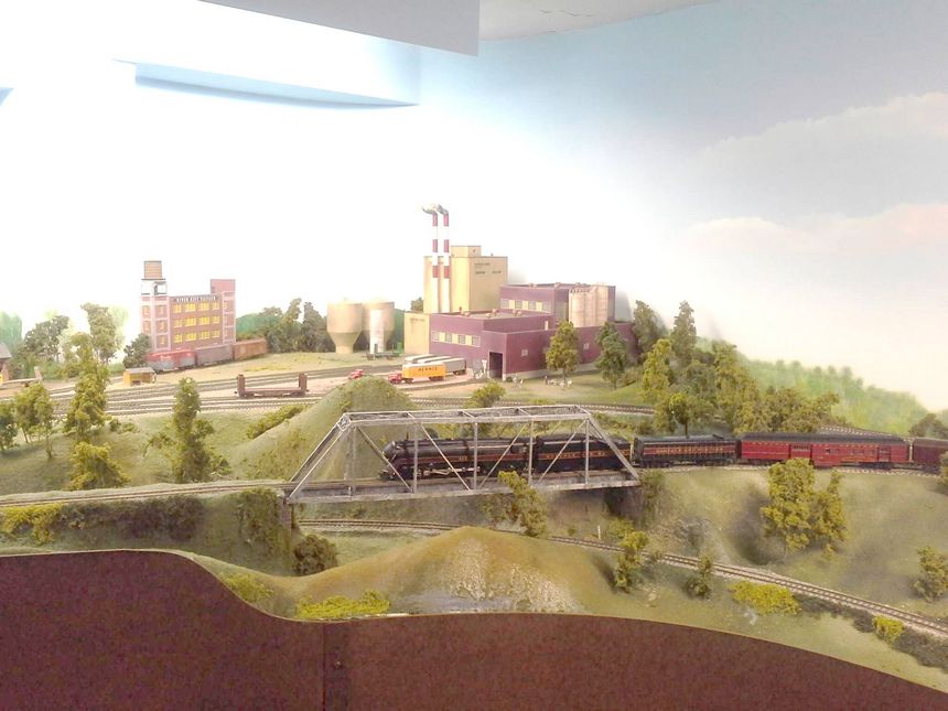 Click to display next picture