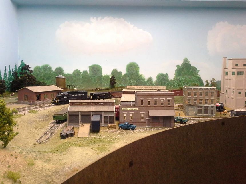 Click to display next picture