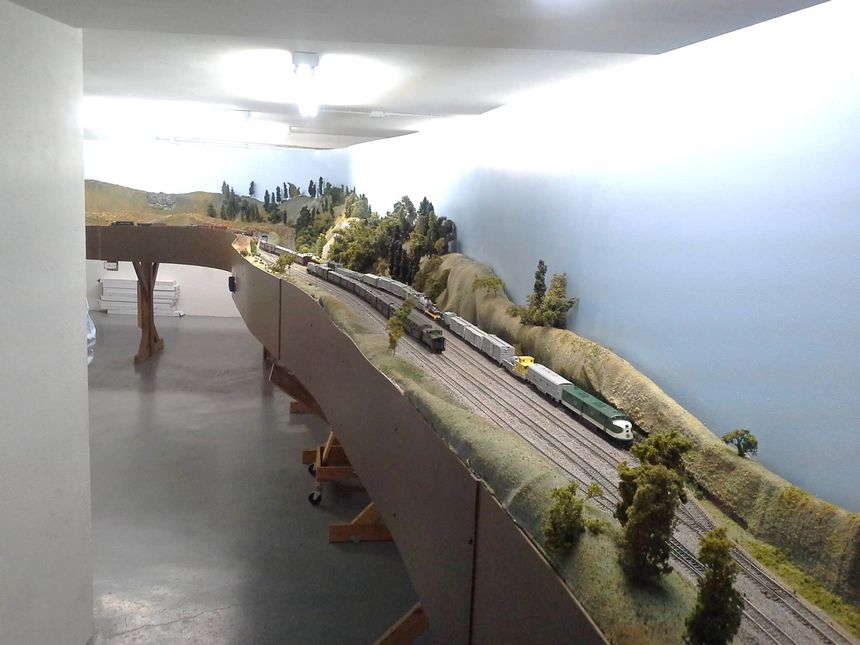 Click to display next picture