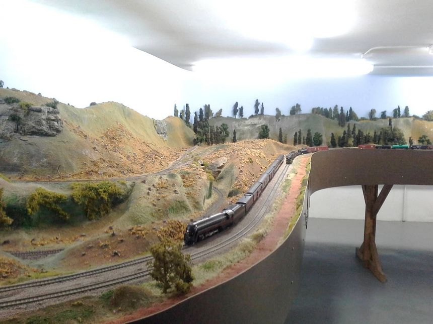 Click to display next picture