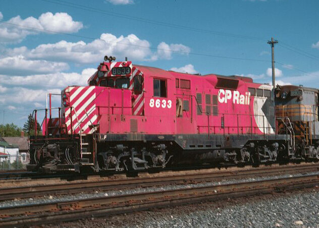 CP 8633
