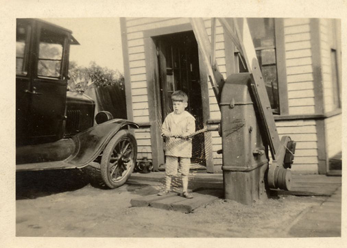 File_07_Charlie R. Siss