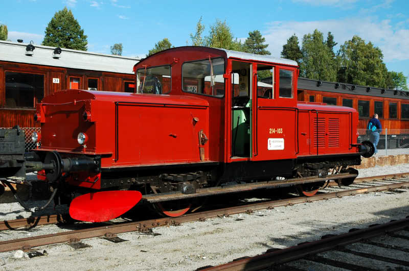 214 103 Vikersund 120904 3