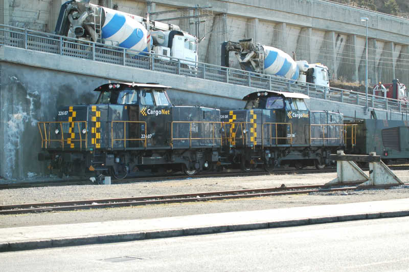 SKD 226 07 + SKD 226 08 Sjursøya 090305 2