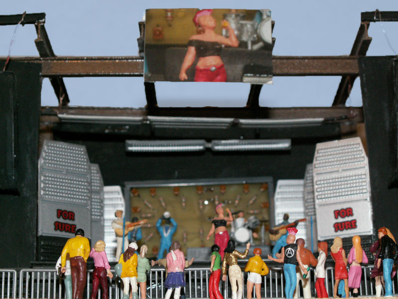 No Doubt Rocks Blockbuster Pavilion Amphitheater San Bernardino