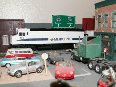 Metrolink 800 Walthers F40PH