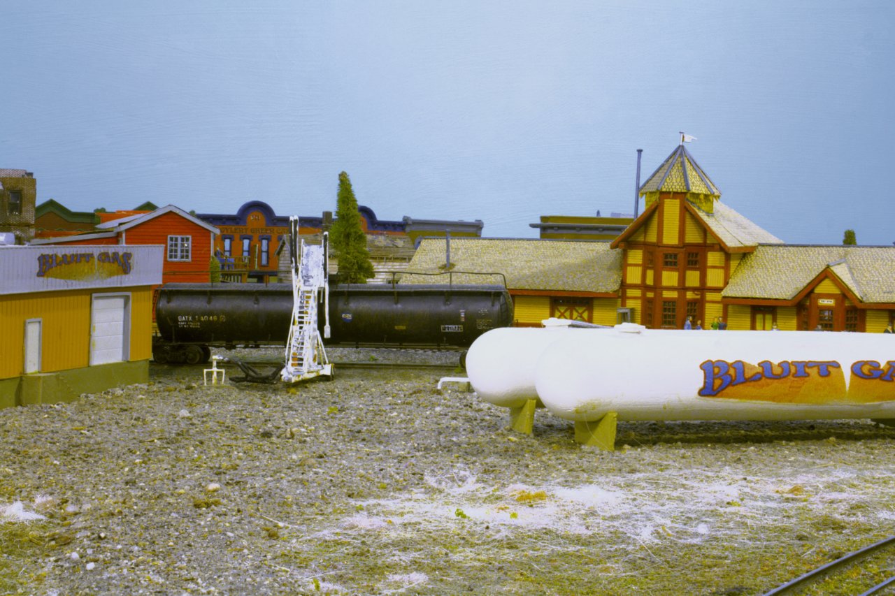 bluit gas unload platform