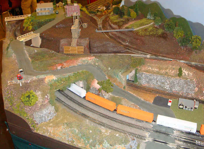 Gold Hill Corner Right View