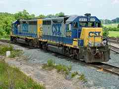 CSX 6042 and 6013