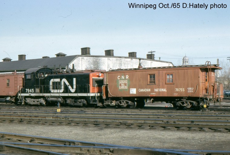CN Rail SD-50F Montreal Yard 1985 Train Railway Postcard 