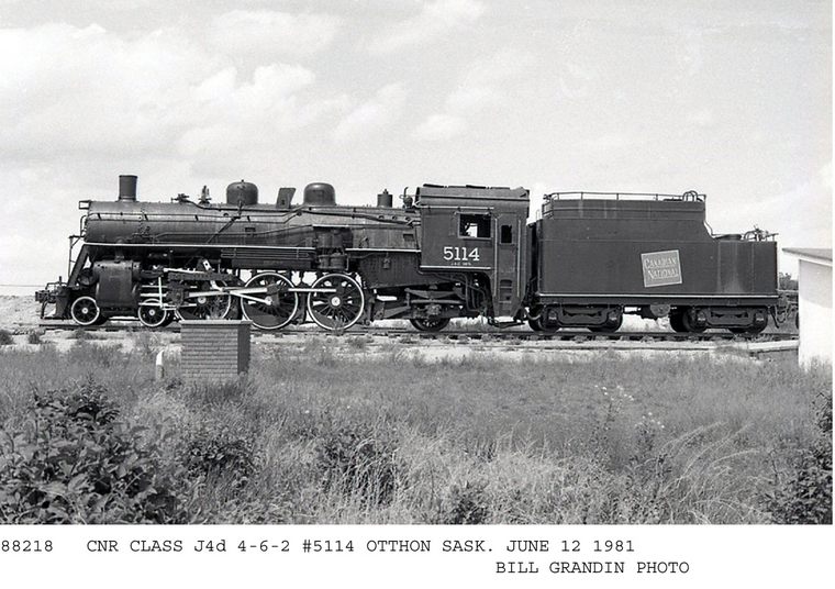 1910 Palmerston Ont June 1958 Train Postcard CNR Class H-6-d 4-6-0 No 1530 MLW 