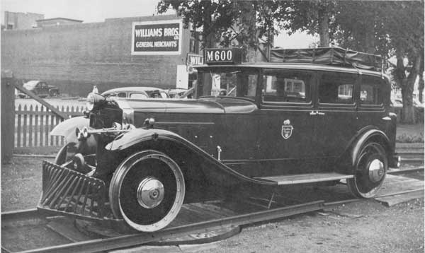 Closeup of the inspection car turntable removed for display