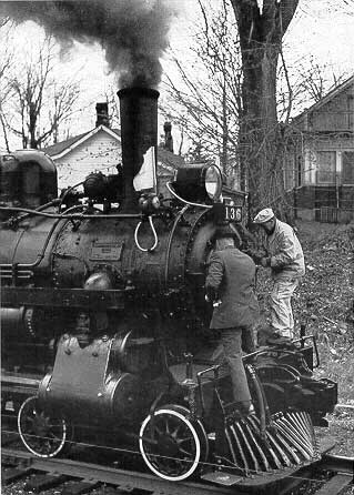 train4o.jpg - 34113 Bytes