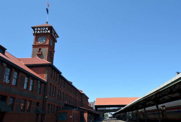 pdxstation.jpg