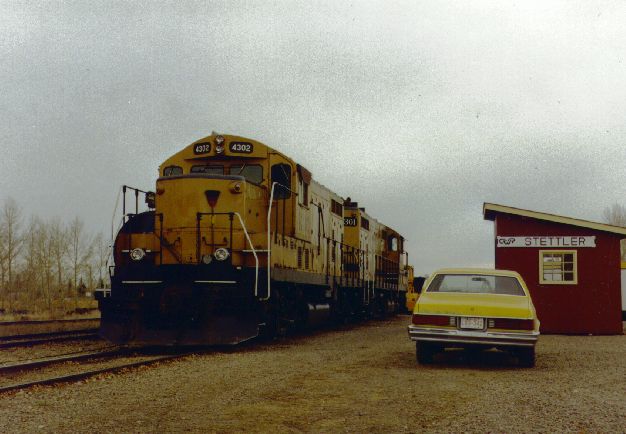 cwr4302-01.jpg (49779 bytes)