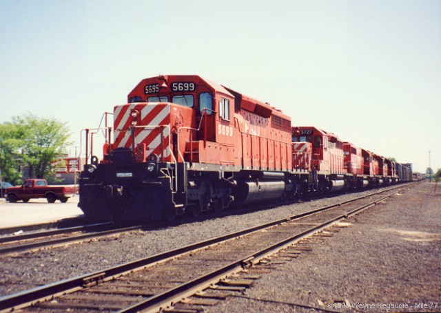 ovrhold.jpg (88787 bytes)