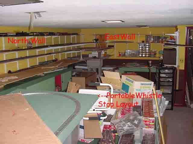 tn982c.east.wall.labels.640