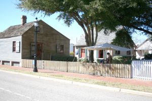 village.jpg (16727 bytes)