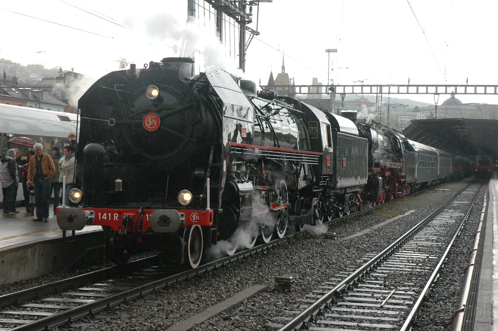 2781-0036-040513.jpg - SNCF 141 R 1244 + DB 41.018 / Zürich HB 4.5.2013