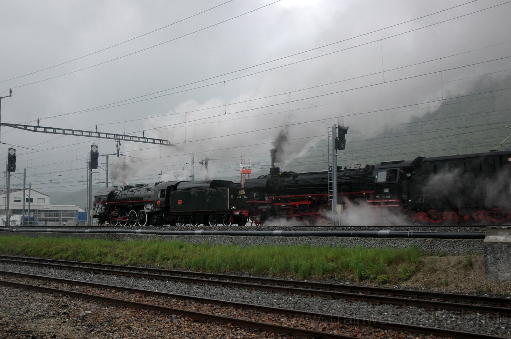 2787-0020-040513.jpg - SNCF 141 R 1244 + DB 41.018 / Oensingen 4.5.2013