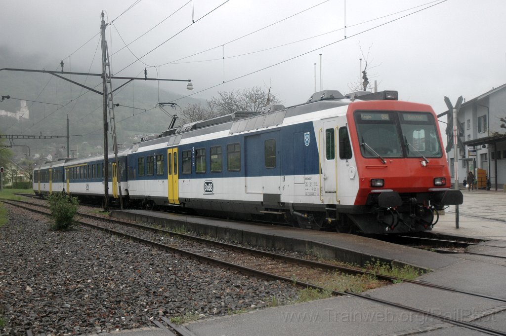 2788-0002-040513.jpg - OeBB RBDe 4/4 207 «Balsthal» / Oensingen 4.5.2013