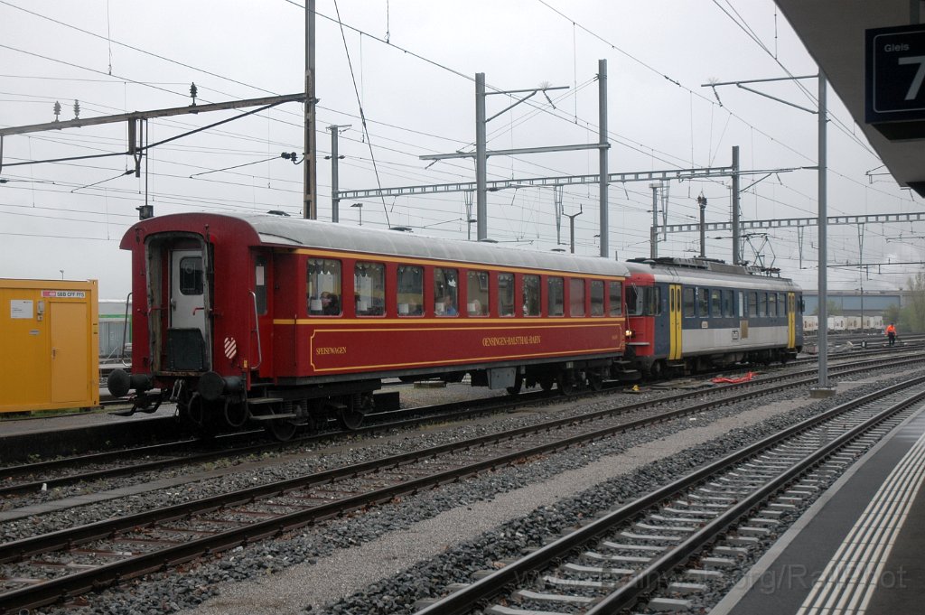 2788-0017-040513.jpg - OeBB RBe 4/4 205 + WR.413 / Oensingen 4.5.2013