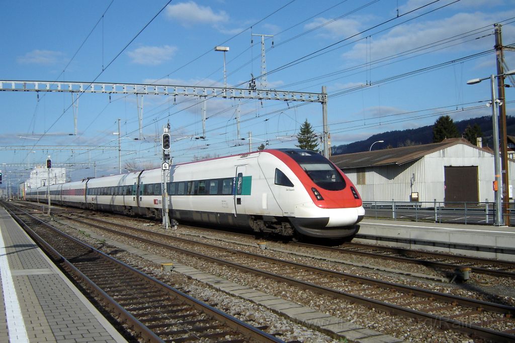1281-0005-150207.jpg - SBB-CFF ICN RABDe 500.040-1 "Graf Zeppelin" / Weinfelden 15.2.2007